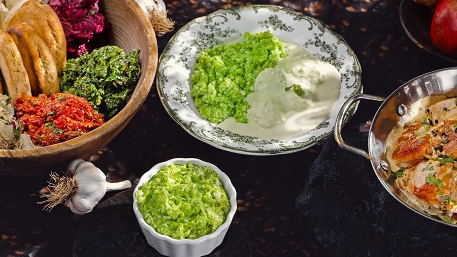 Shavi Lomi 商家页的格鲁吉亚菜品摆盘